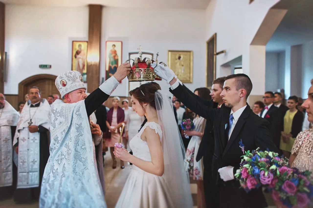 Czy katolik może wziąć ślub w cerkwi? Zasady i wymagania